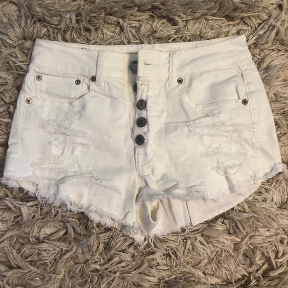 American Eagle White Denim Shorts - Picture 1 of 1